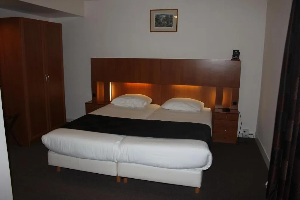 **** Hotel Het Rechthuis Uithoorn Netherlands